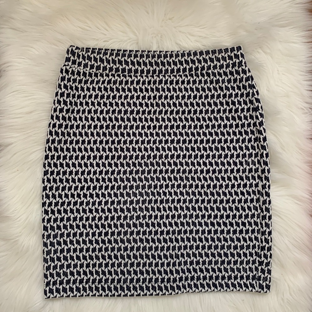 Loft High Waisted White and Navy Pencil Skirt